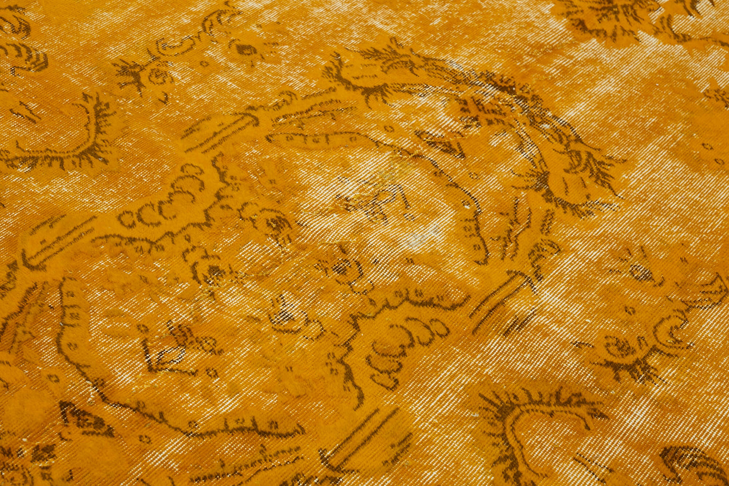 6x8 Vintage Hand-Carved Turkish Rug - 47059