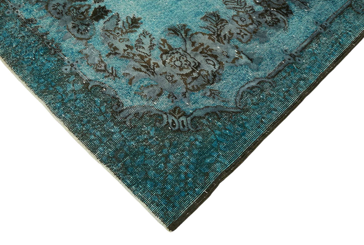 6x9 Vintage Hand-Carved Turkish Rug - 47064