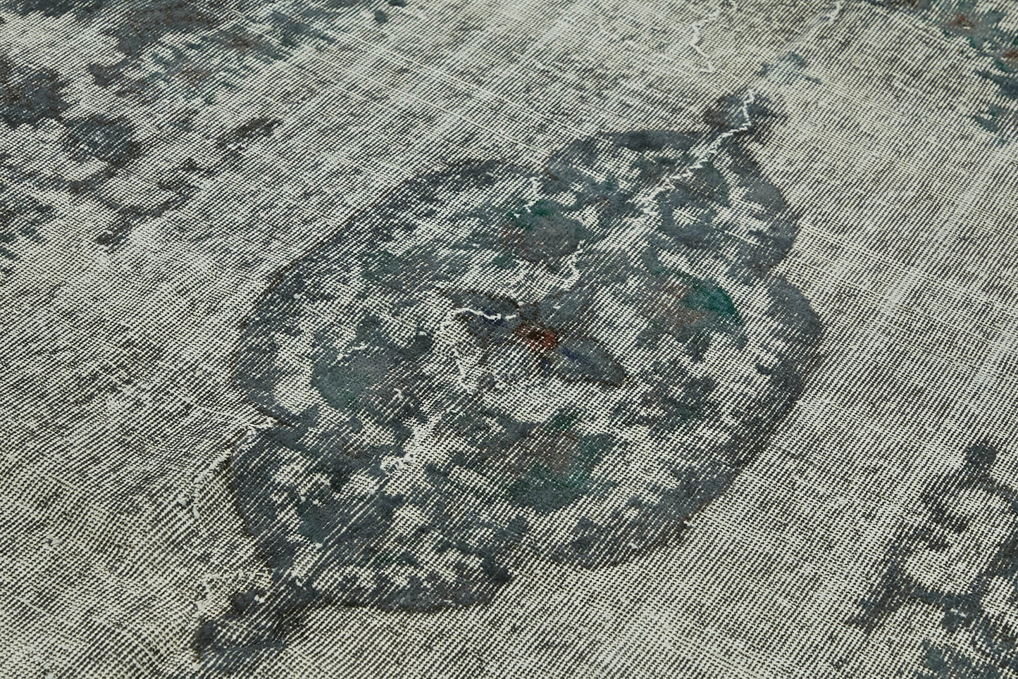 5x9 Vintage Hand-Carved Turkish Rug - 47069