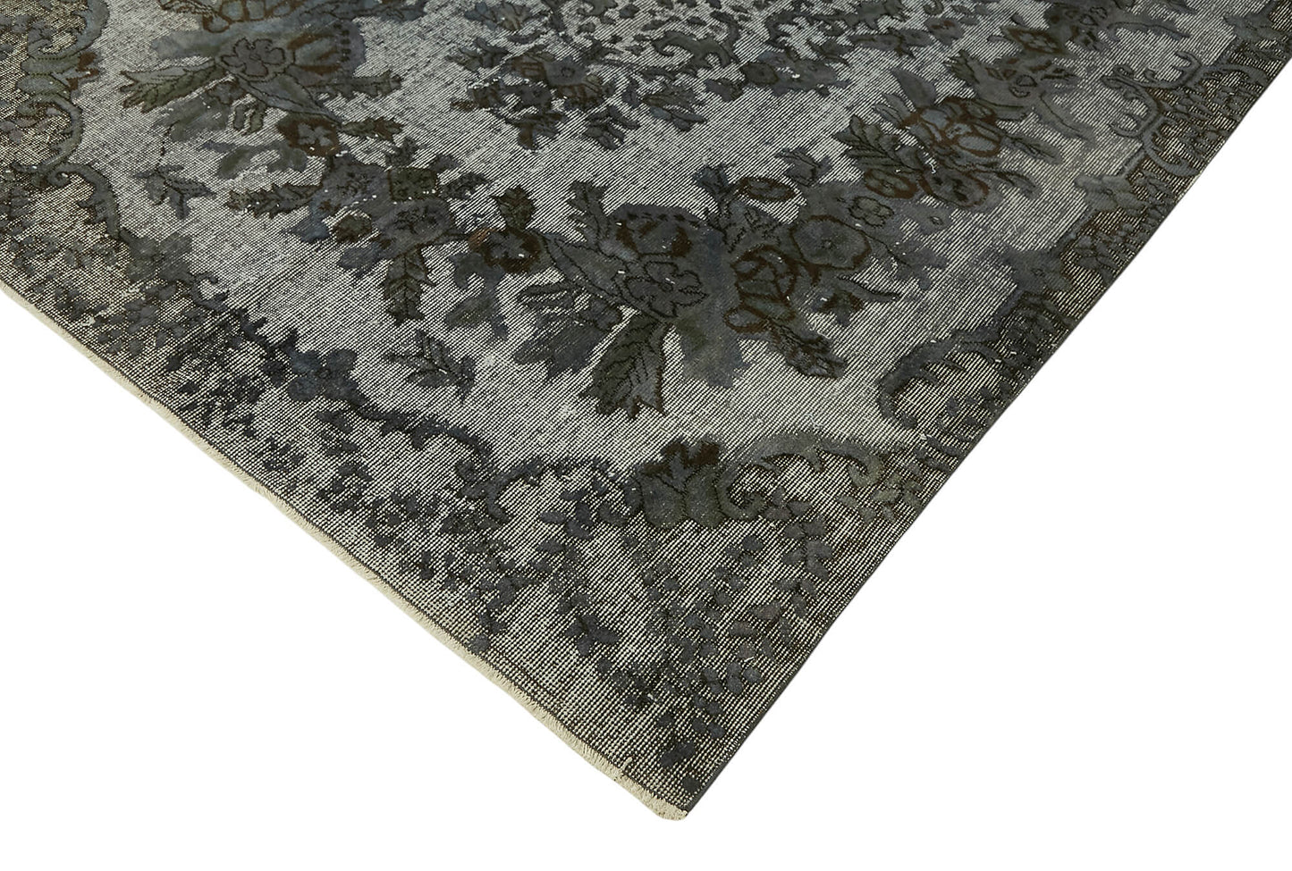 5x8 Vintage Hand-Carved Turkish Rug - 47079