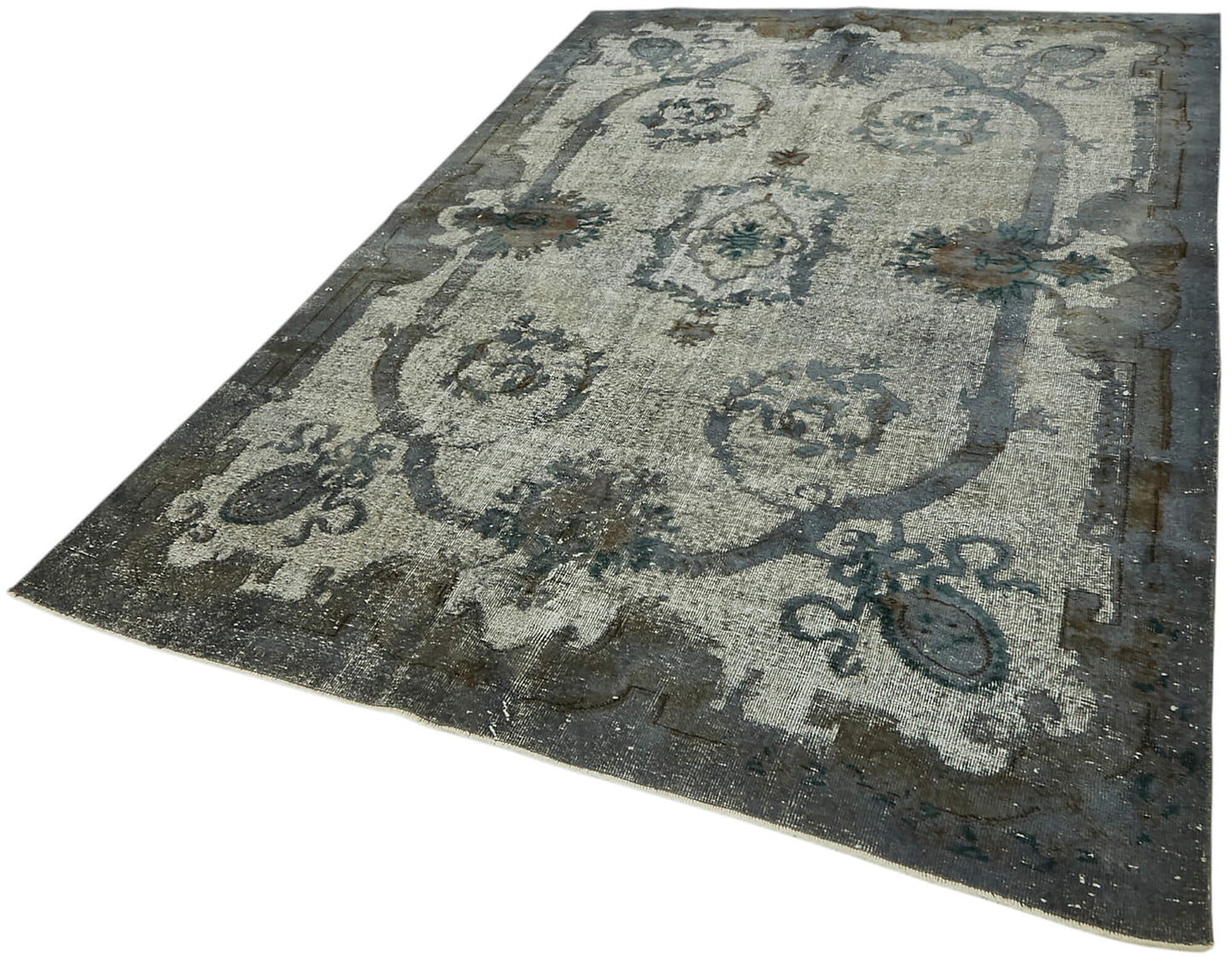 6x10 Vintage Hand-Carved Turkish Rug - 47094