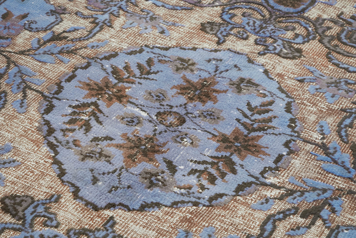 7x11 Vintage Hand-Carved Turkish Rug - 47117