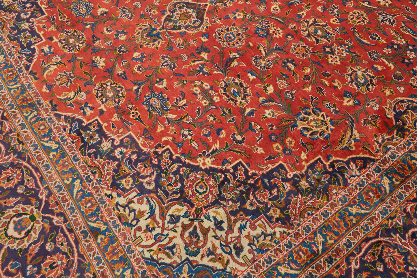 10x14 Vintage Hand-Knotted Rug - 47151