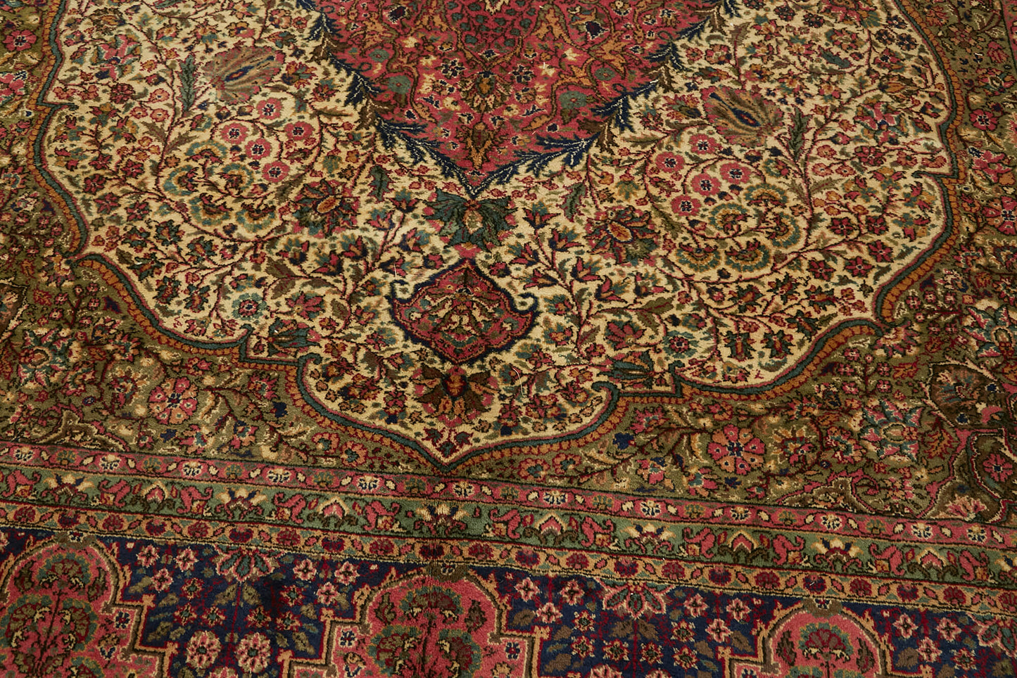 9x12 Vintage Hand-Knotted Rug - 47178