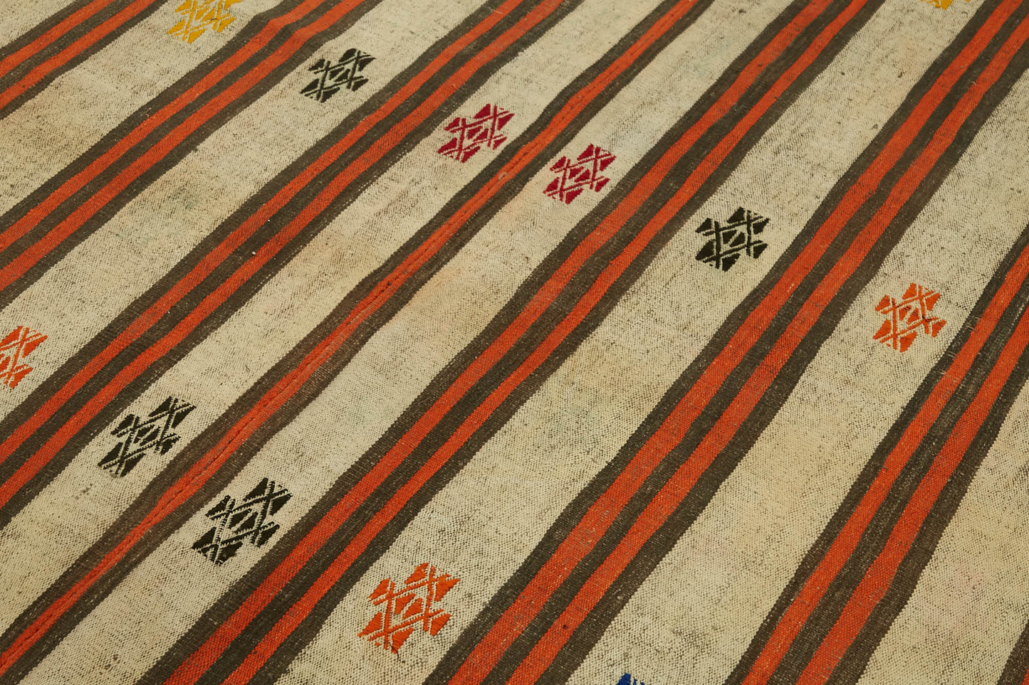 6x9 Vintage Chaput Kilim Rug - 47291