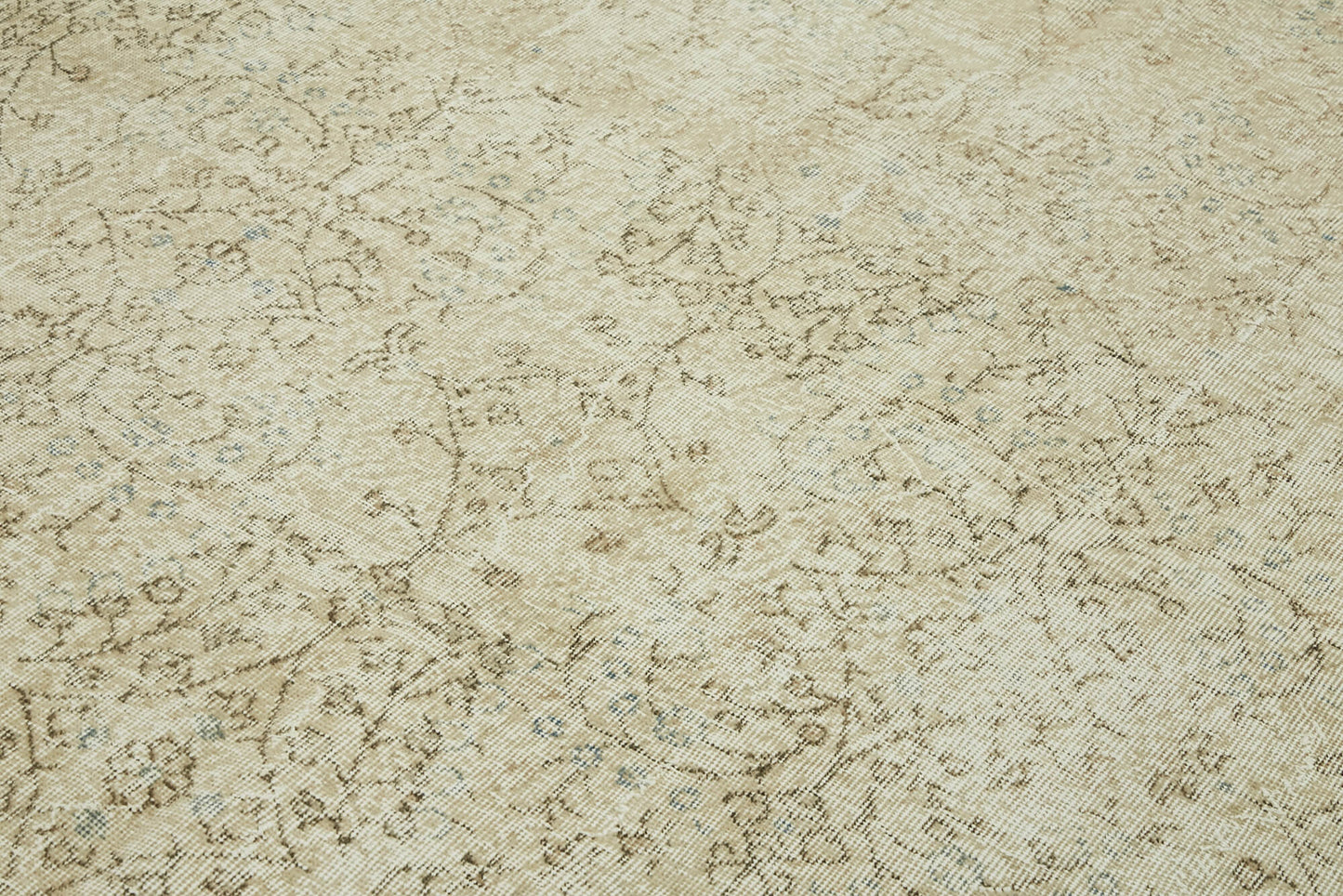 7x10 Hand-Knotted Turkish Vintage Rug - 47349