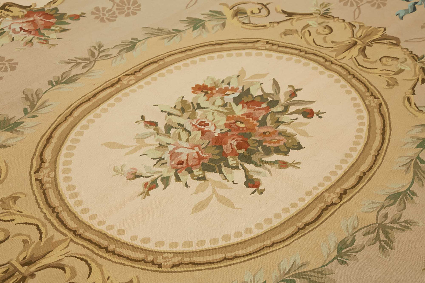 9x11 Floral Aubusson Kilim - 47419