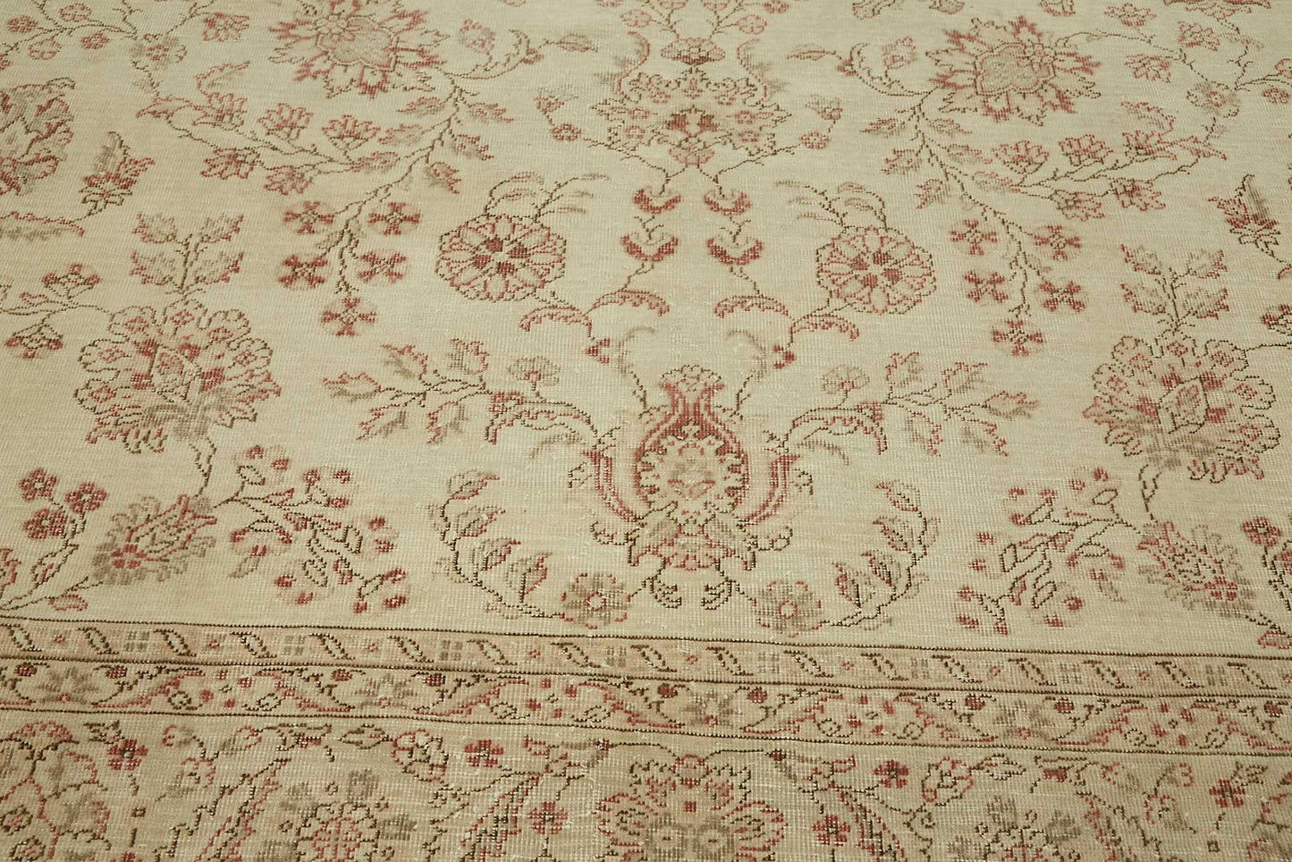 9x13 Vintage Hand-Knotted Rug - 47511