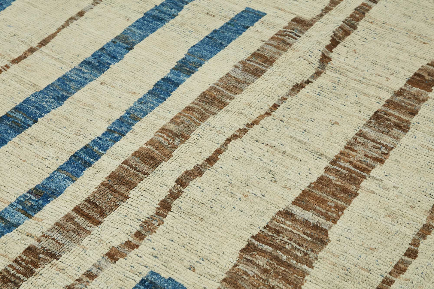 7x10 Contemporary Tribal Area Rugs - 48095