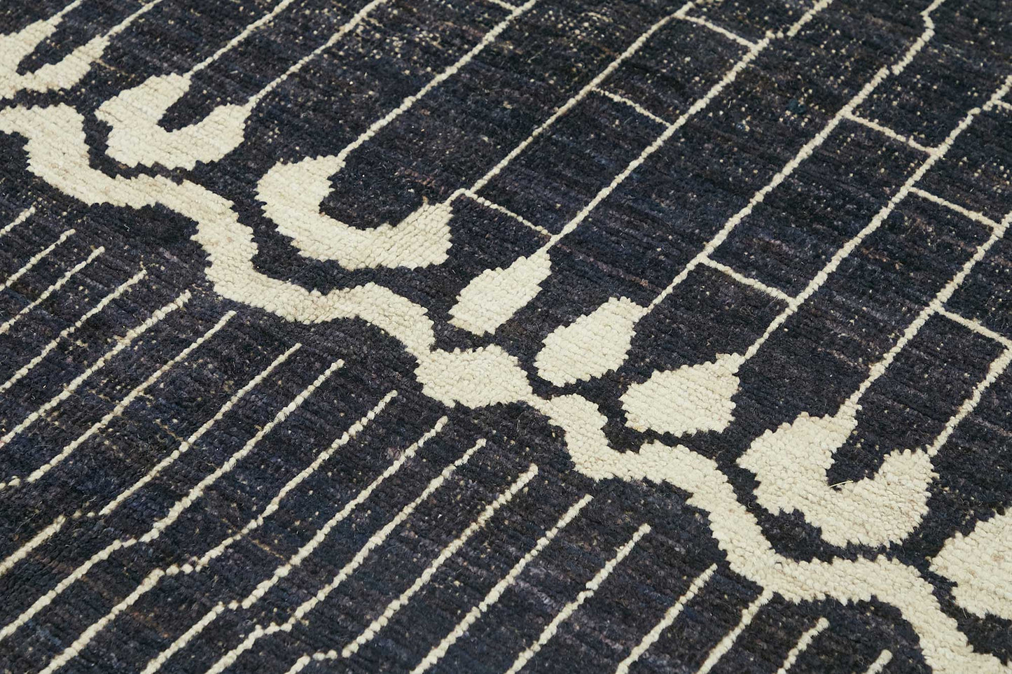 7x10 Contemporary Tribal Area Rugs - 48099