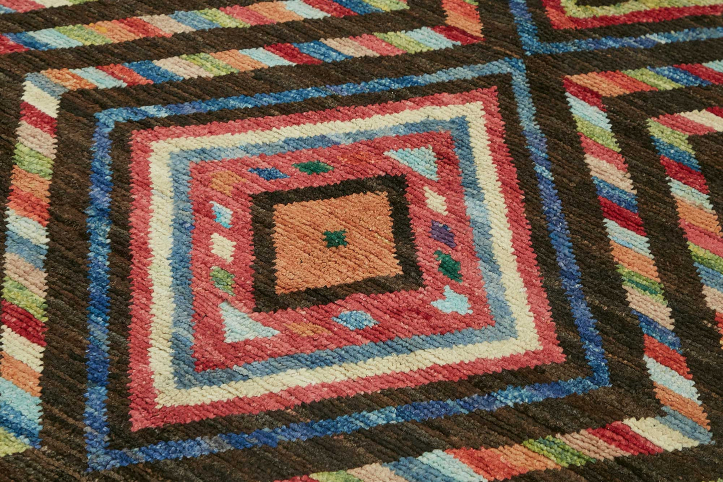 6x8 Contemporary Tribal Area Rugs - 48128