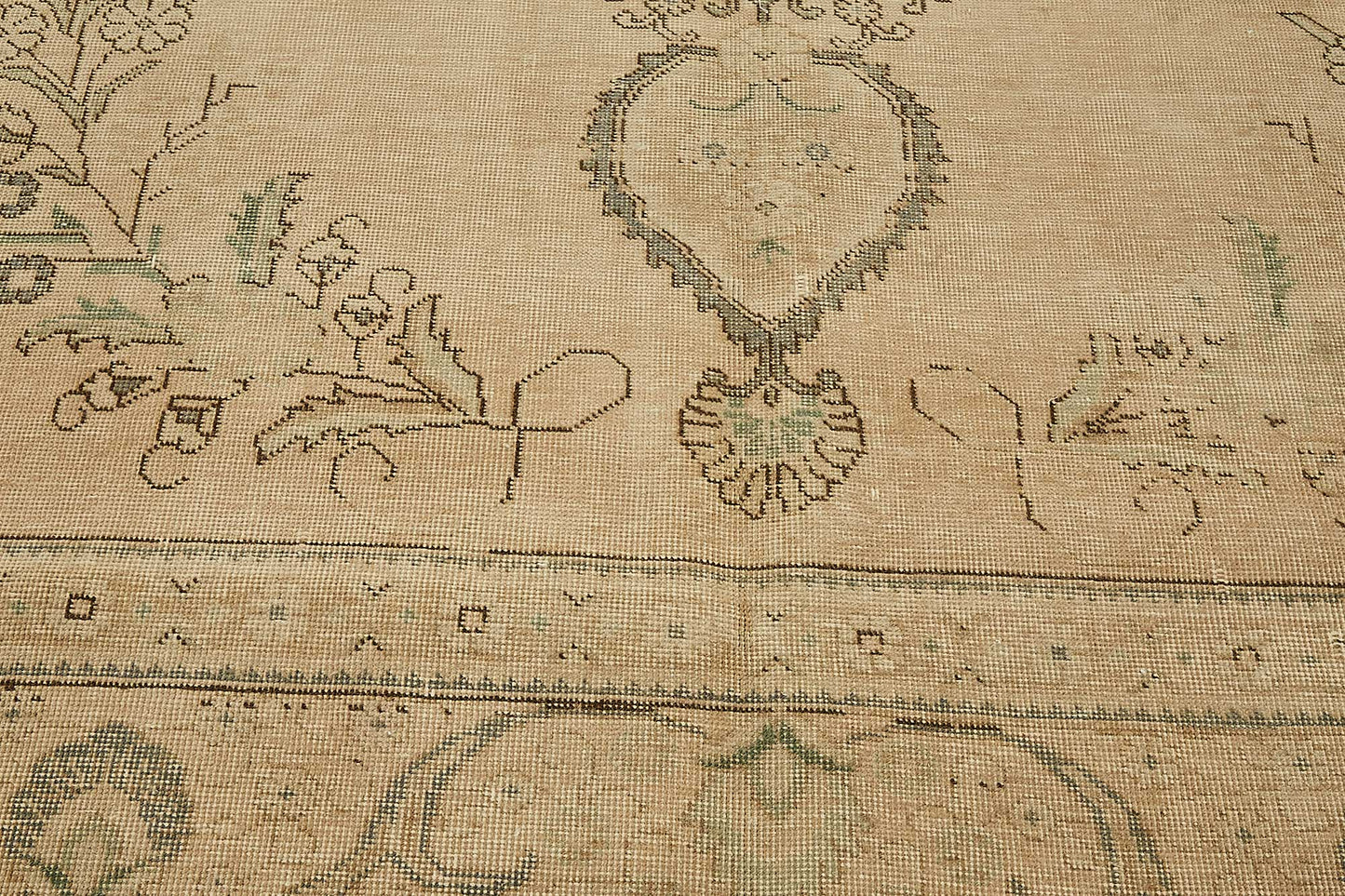 10x13 Handwoven Persian Rug - 49475