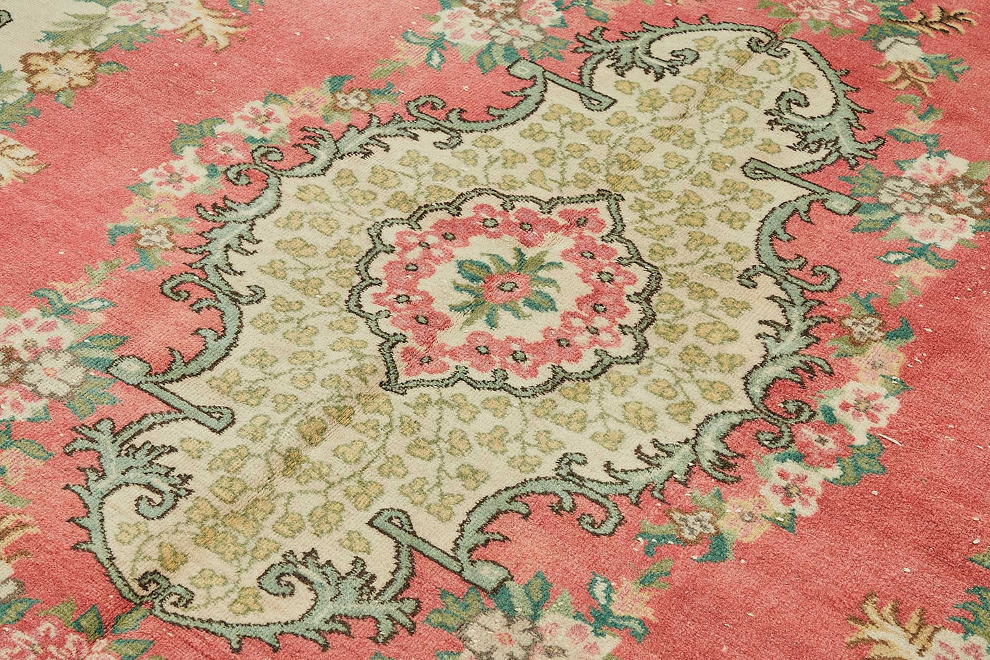7x10 Hand-Knotted Turkish Vintage Rug - 49648