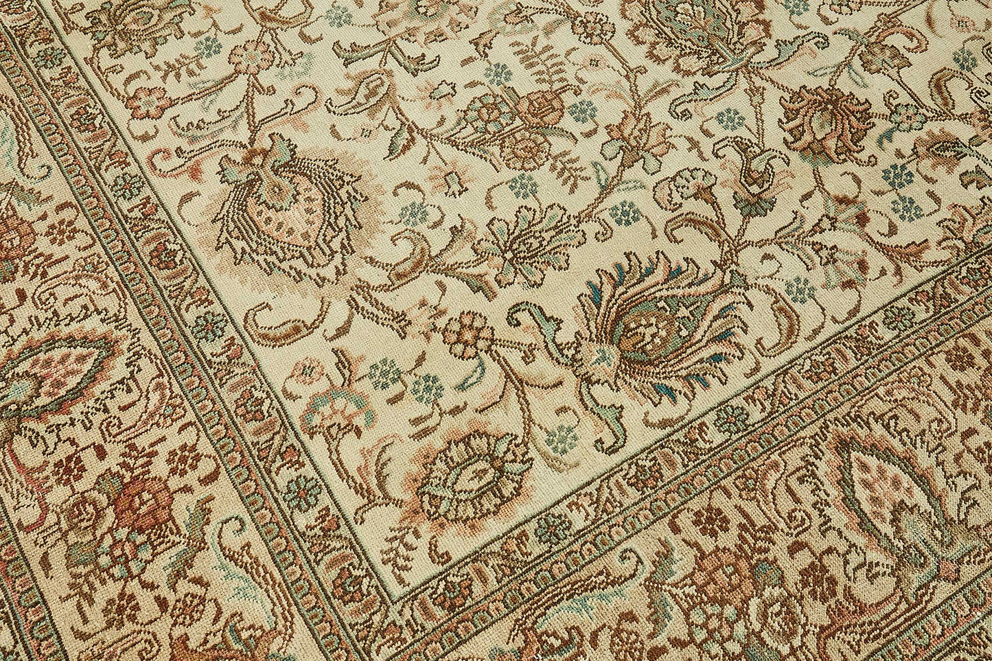 8x12 Handwoven Persian Rug - 49701