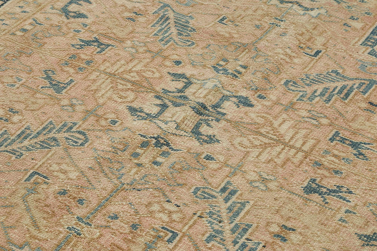 7x10 Beige Antique Persian Heriz Rug - 50041