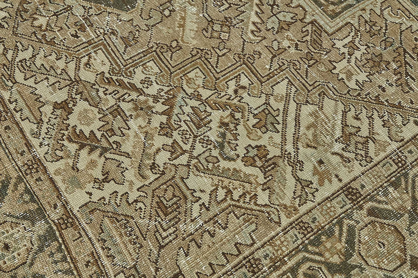 8x10 Antique Persian Heriz Rug - 50092
