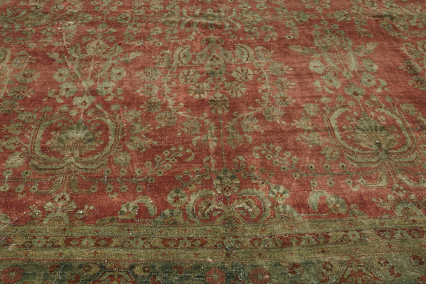 12x21 Beige Antique Persian Saruk Rug - 50117