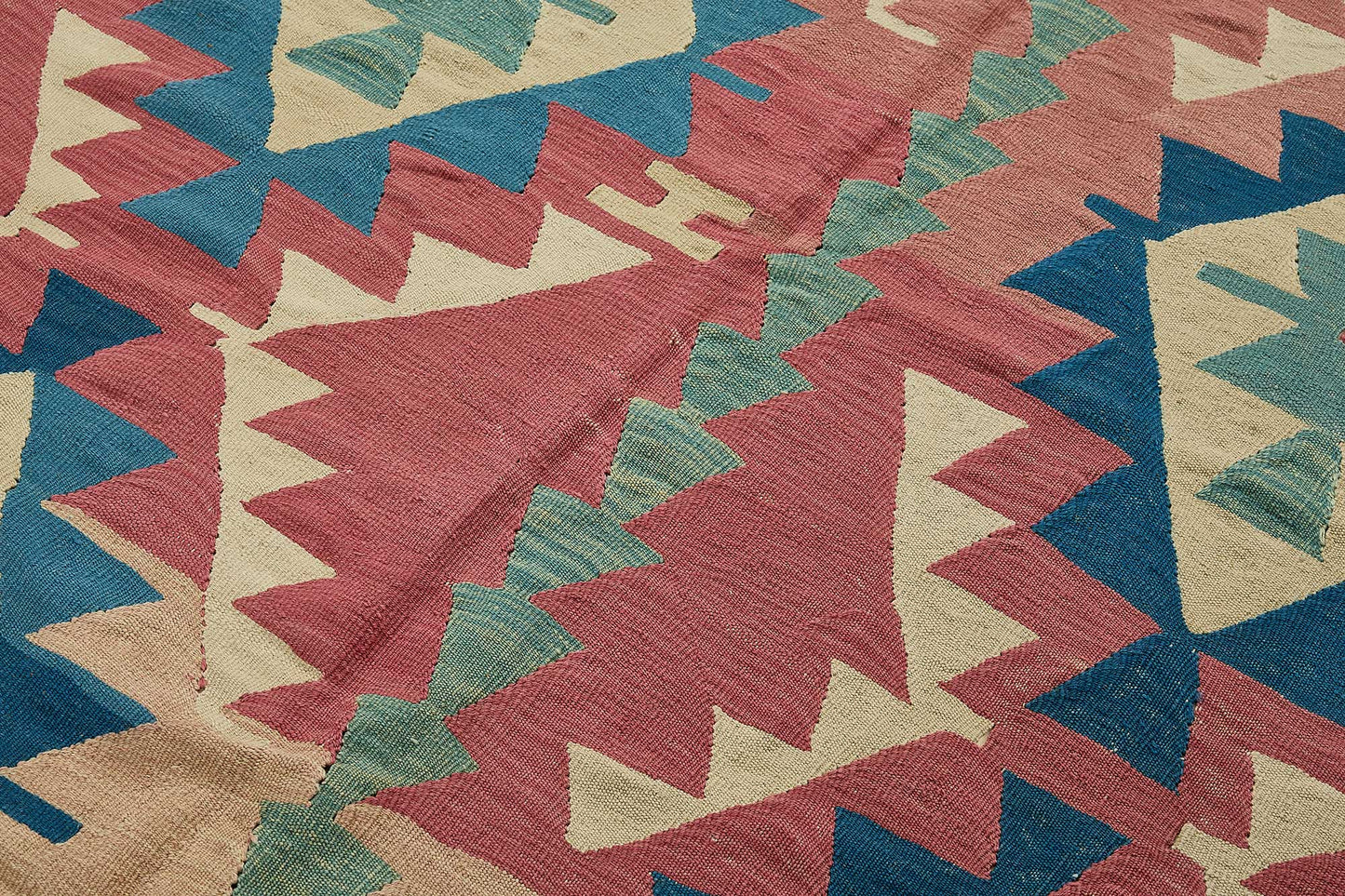 6x9 Handwoven Turkish Kilim Rug - 50549