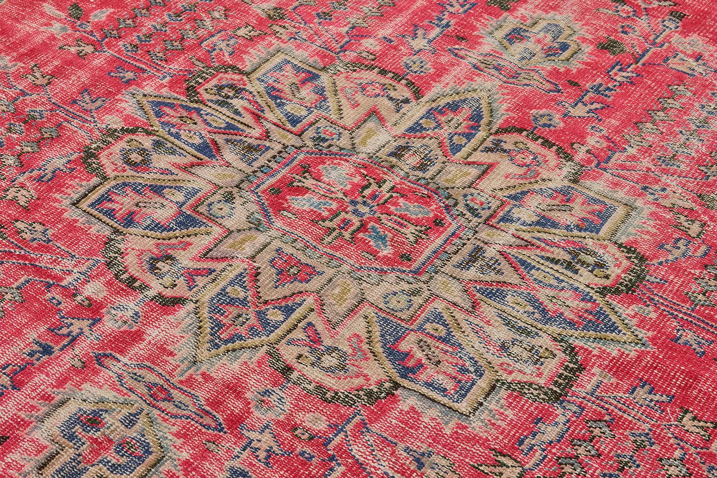 7x10 Hand-Knotted Turkish Vintage Rug - 50811