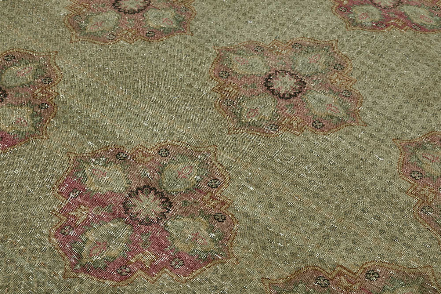 7x10 Hand-Knotted Vintage Rug - 51023