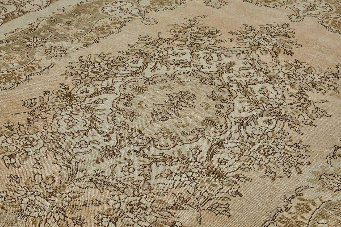 9x12 Hand-Knotted Vintage Rug - 51037
