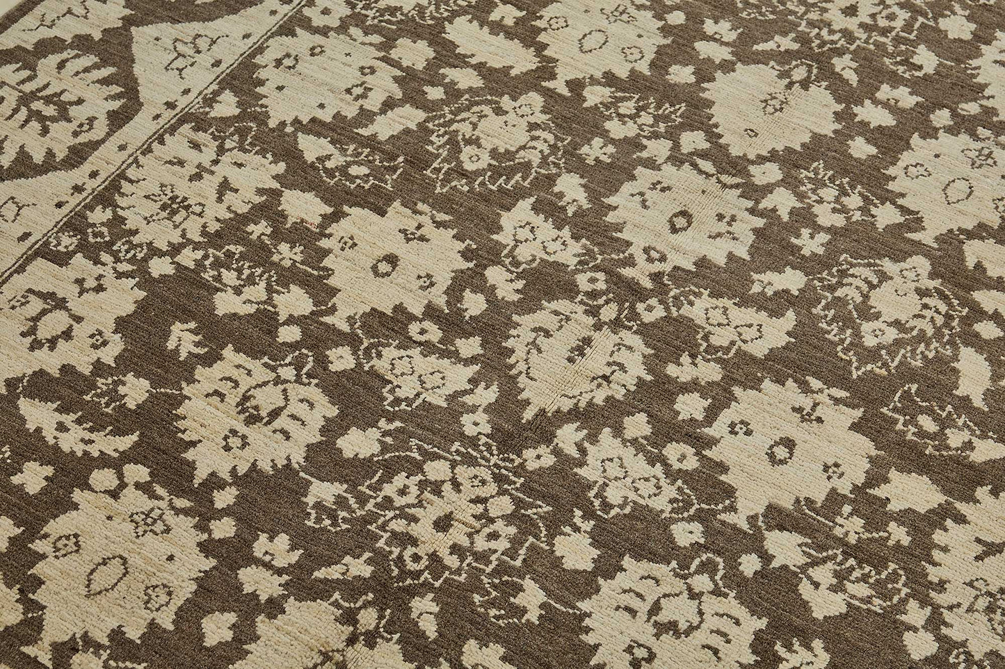 5x8 Beige Traditional Floral Oushak Rug - 51537