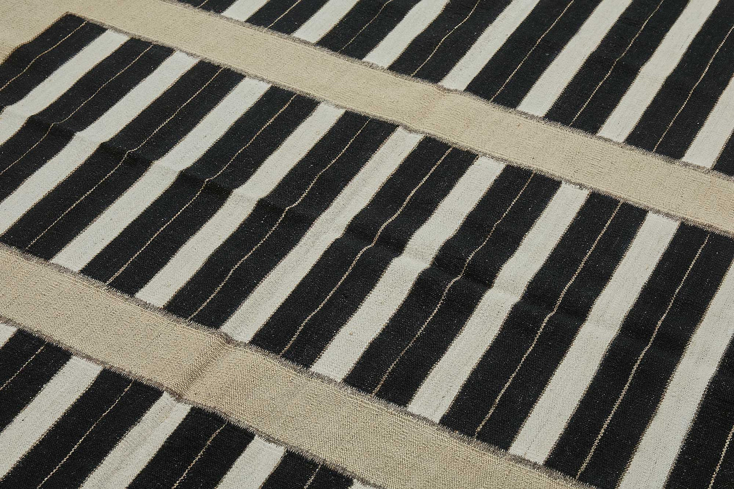 7x9 Contemporary Wool Kilim Rug - 51665
