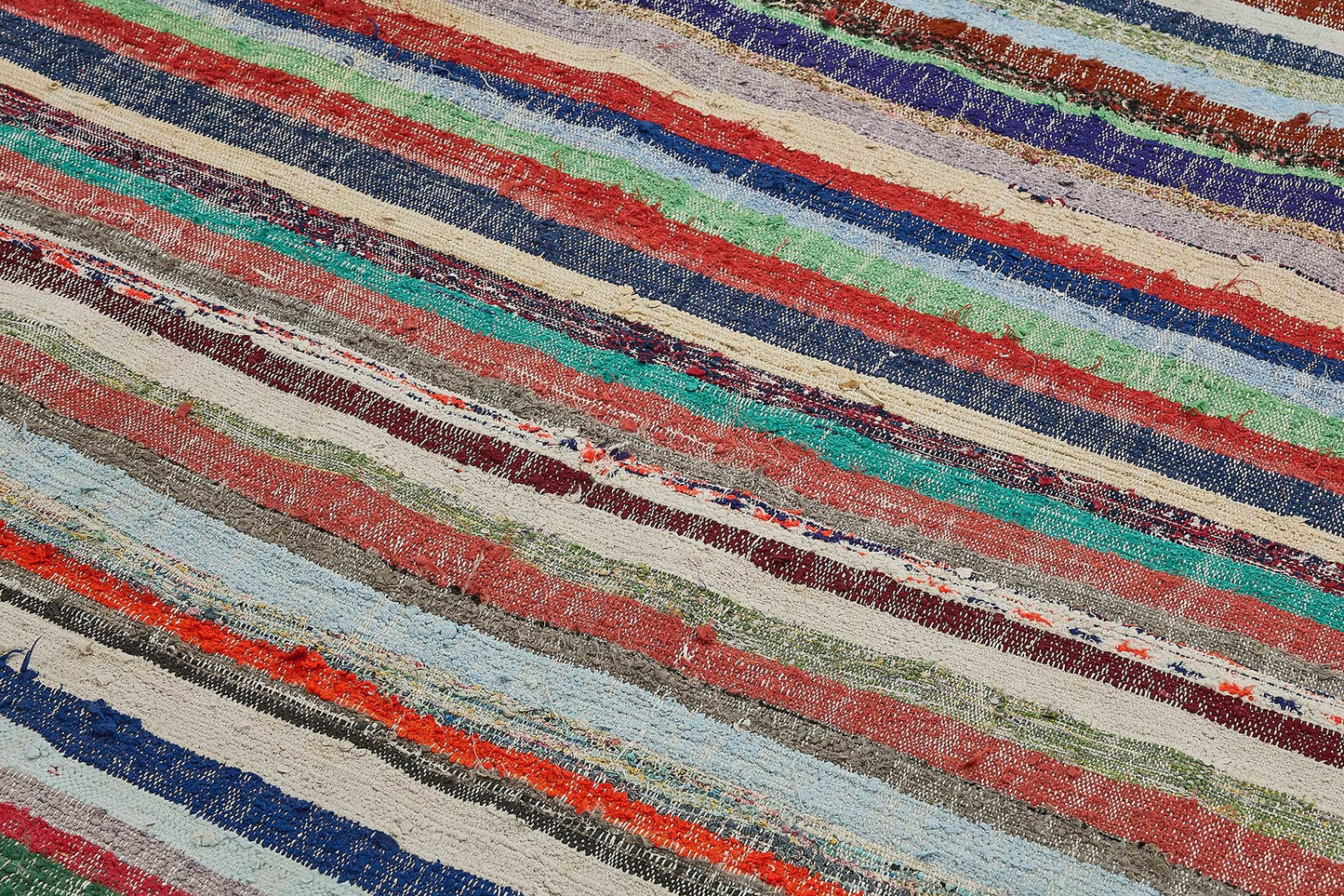 6x9 Handmade Vintage Chaput Kilim Rug - 51830