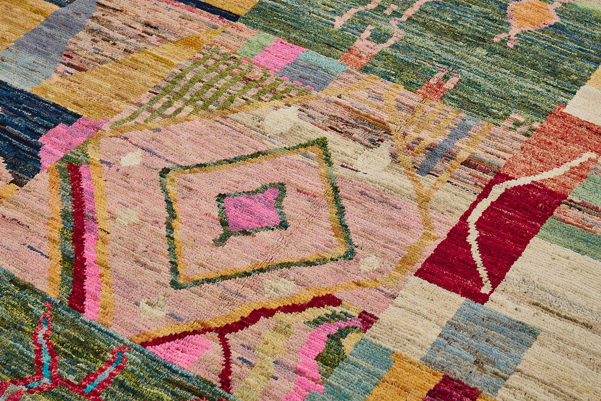 7x9 Multicolor Modern Tribal Rug - 51969