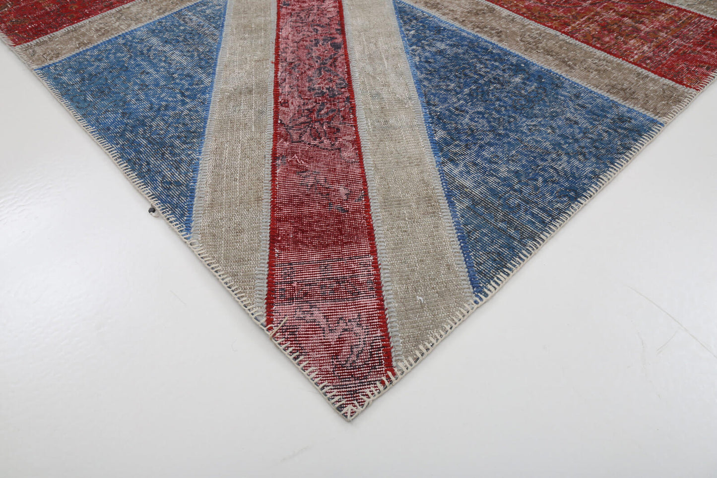 8x10 British Flag Patchwork Rug - 6222