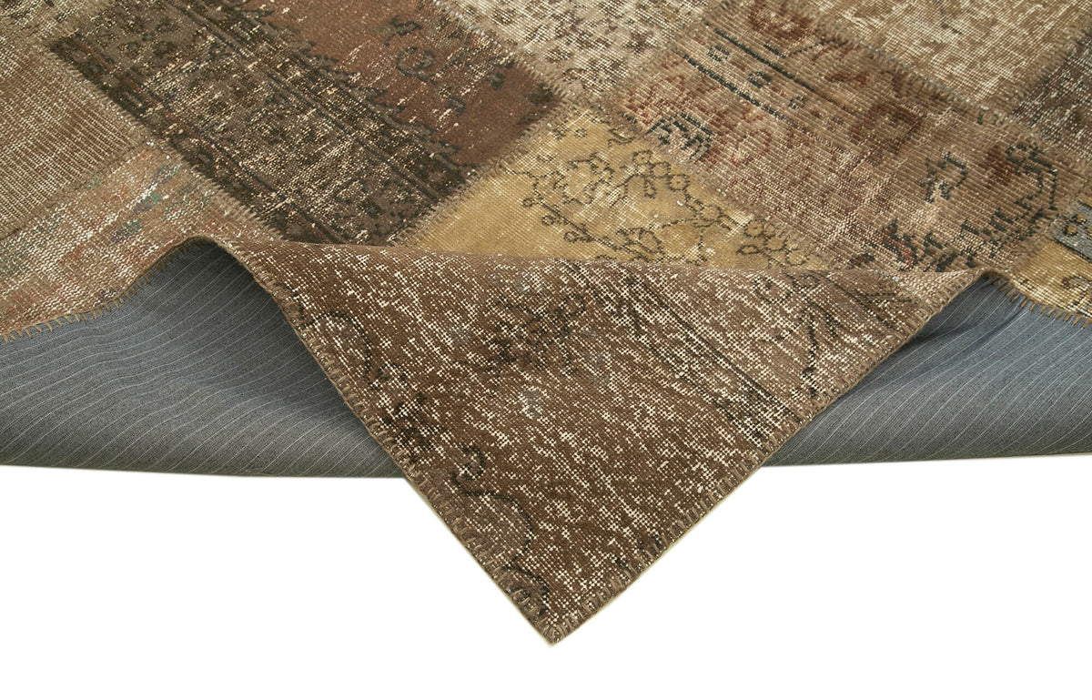 8x11 Brown Patchwork Rug- 12288
