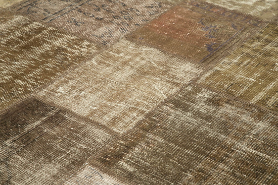8x12 Brown Patchwork Rug- 18228
