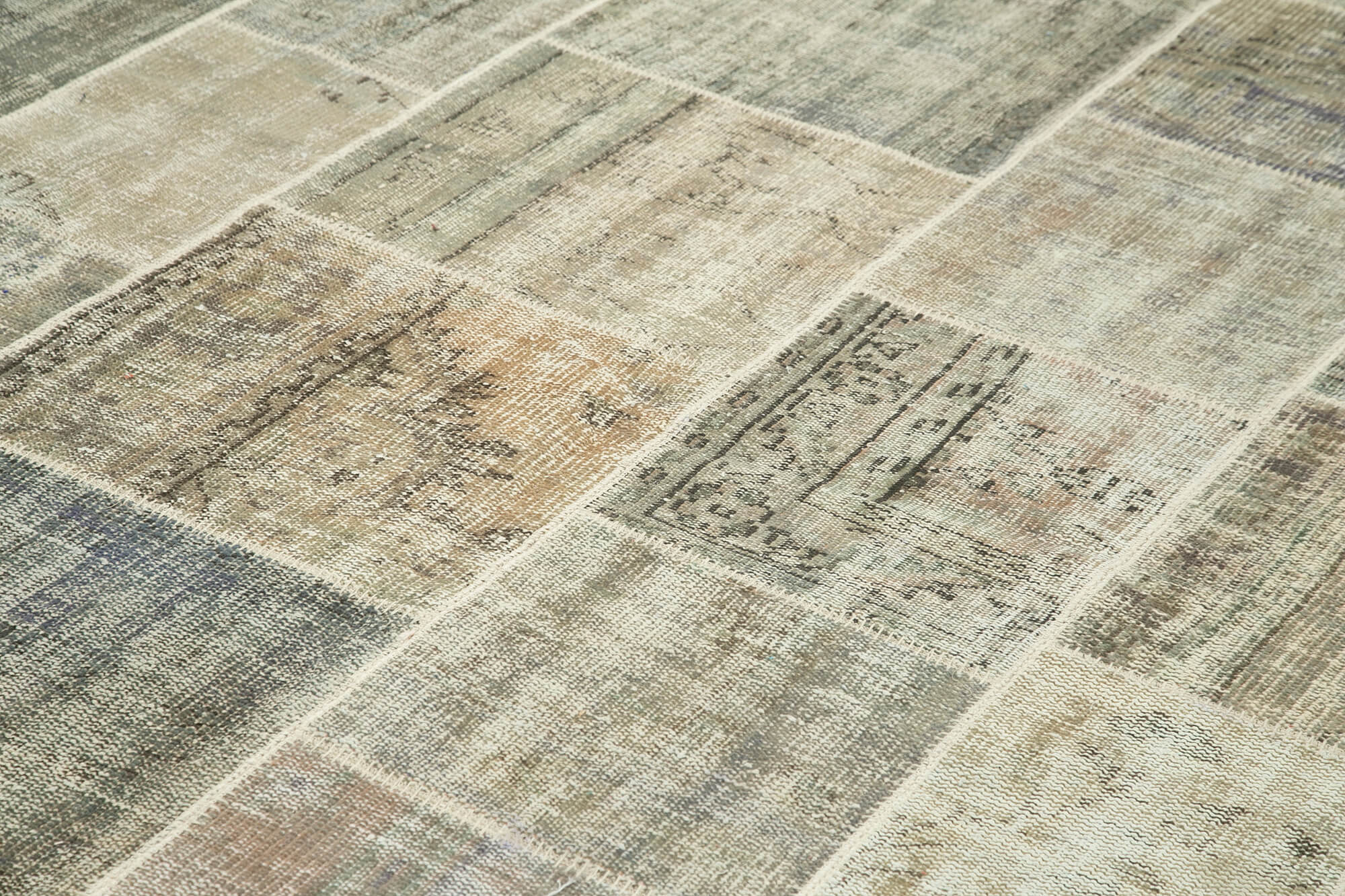 8x11 Grey Patchwork Rug- 20014