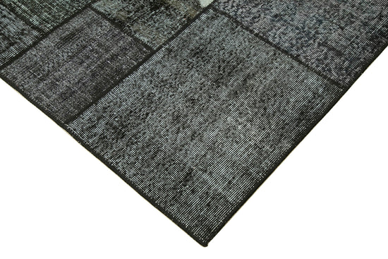 6x8 Black Patchwork Rug - 20300