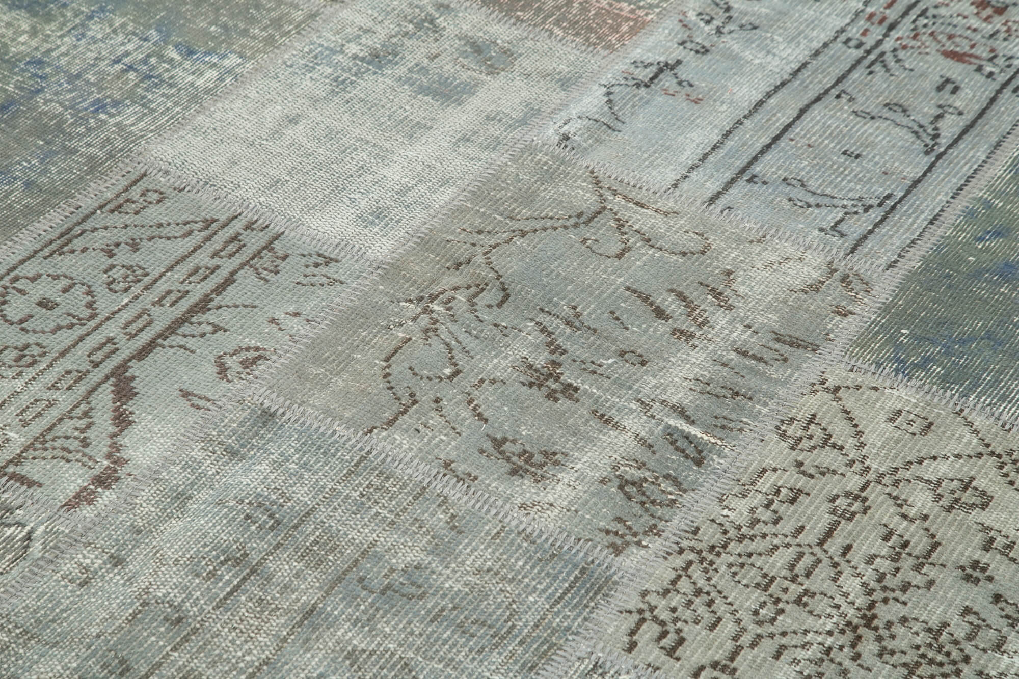 6x8 Grey Patchwork Rug - 20865