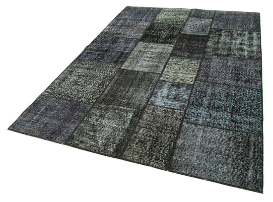 6x8 Black Patchwork Rug - 20906