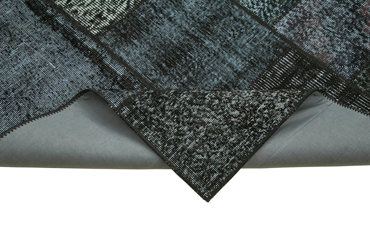6x8 Black Patchwork Rug - 20912