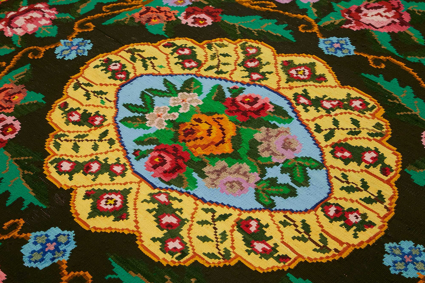 7x7 Black Vintage Moldovan Kilim Rug - 22233