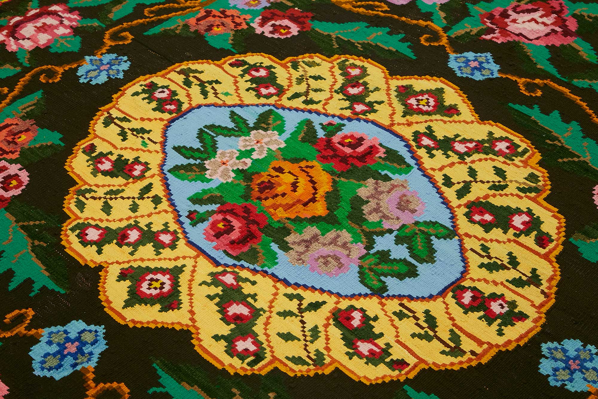 7x7 Black Vintage Moldovan Kilim Rug - 22233