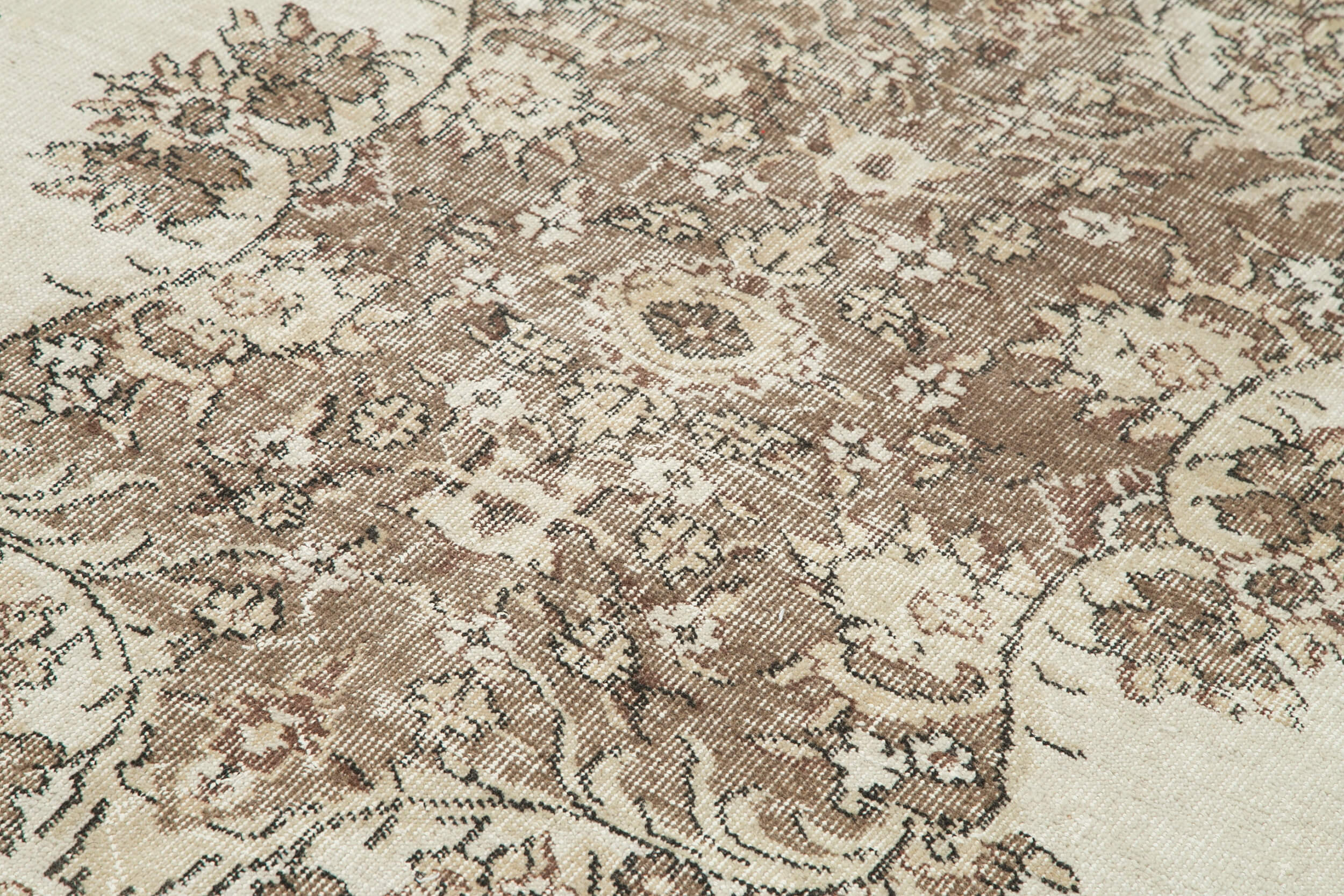 6x10 Beige Turkish Vintage Area Rug - 22426