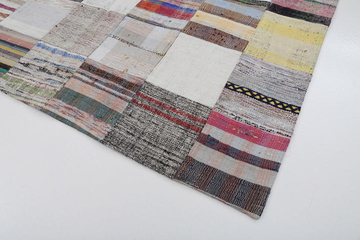 7x10 Beige Kilim Patchwork Rug - 22520