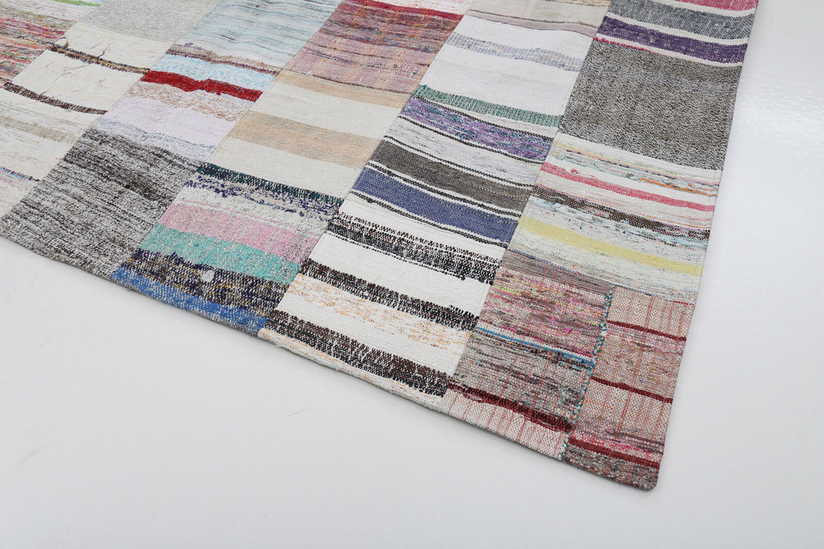 8x12 Beige Kilim Patchwork Rug - 22553