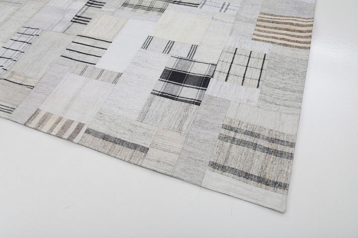 8x10 Beige Kilim Patchwork Rug - 22563