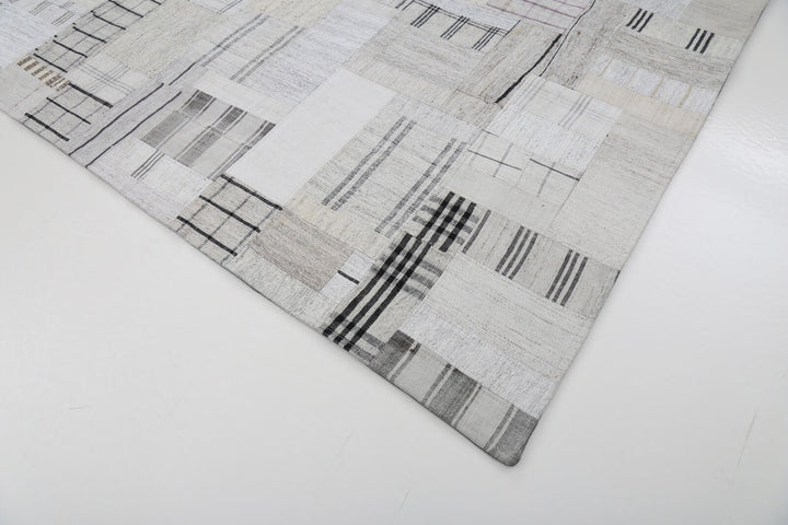 8x10 Beige Kilim Patchwork Rug - 22564