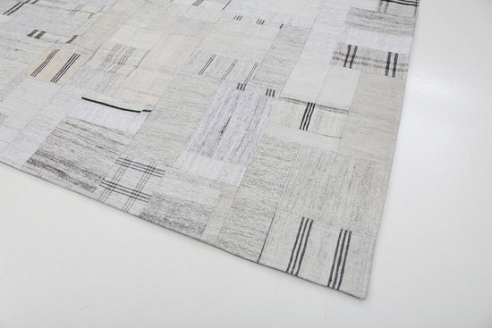 8x10 Beige Kilim Patchwork Rug - 22565