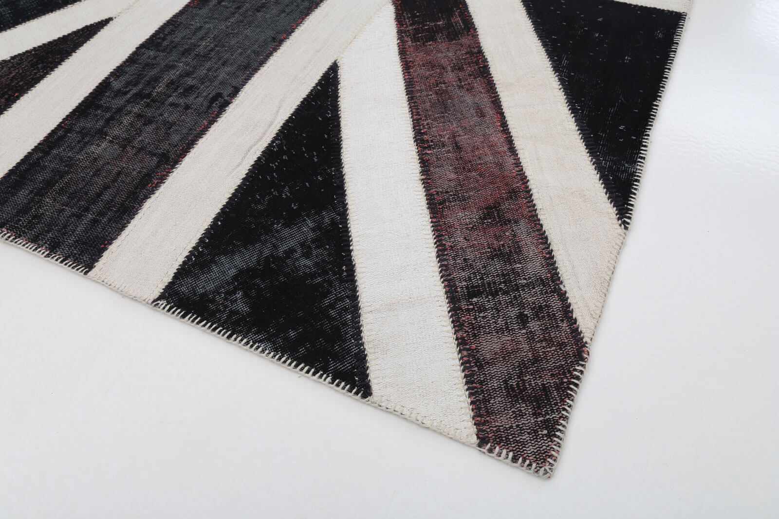 7x10 British Flag Patchwork Rug - 22641