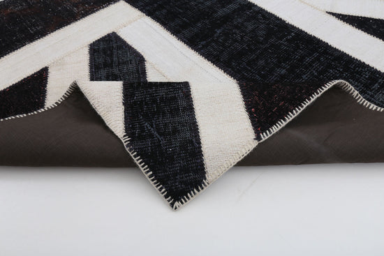 7x10 British Flag Patchwork Rug - 22641