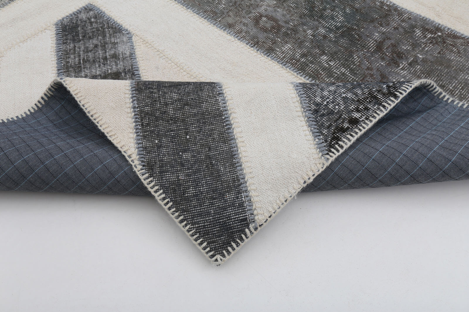 7x10 British Flag Patchwork Rug - 22644