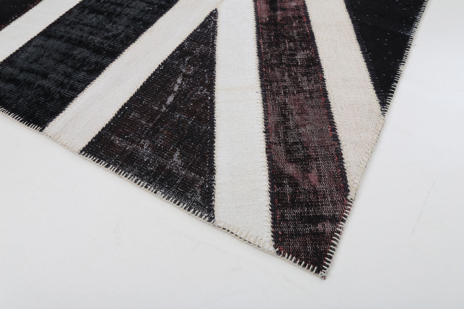 7x10 Uk Flag Patchwork Rug - 22646