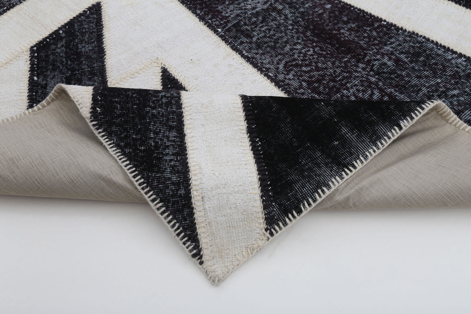 7x10 British Flag Patchwork Rug - 22661